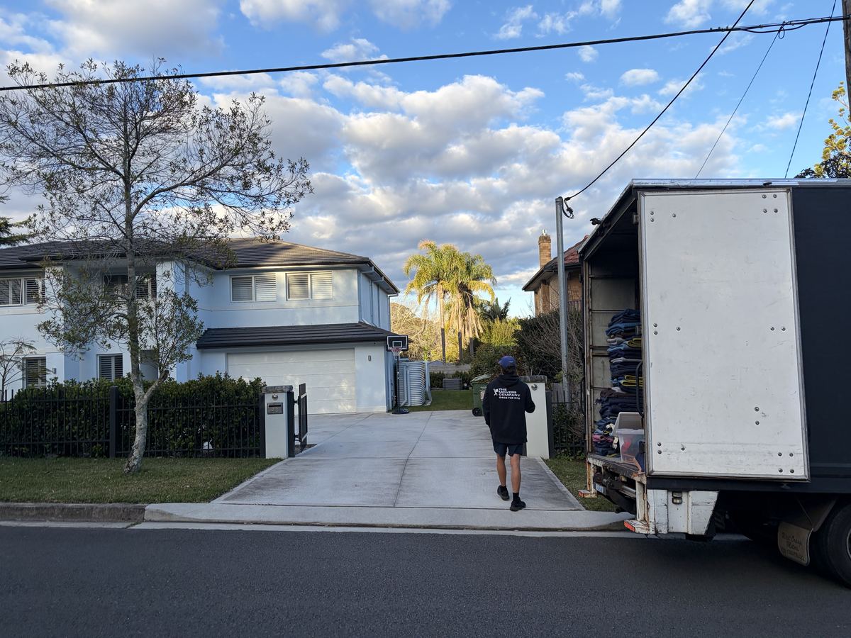 Billy walking up the driveway on a Ryde house move